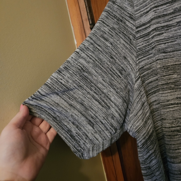 Torrid Grey Marled Hacci Favorite Tunic Tee - Picture 5 of 6